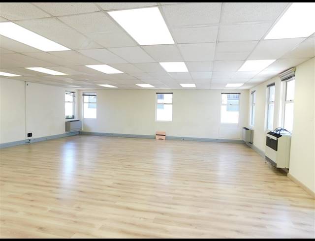 118M² OFFICE TO LET IN BORDEAUX